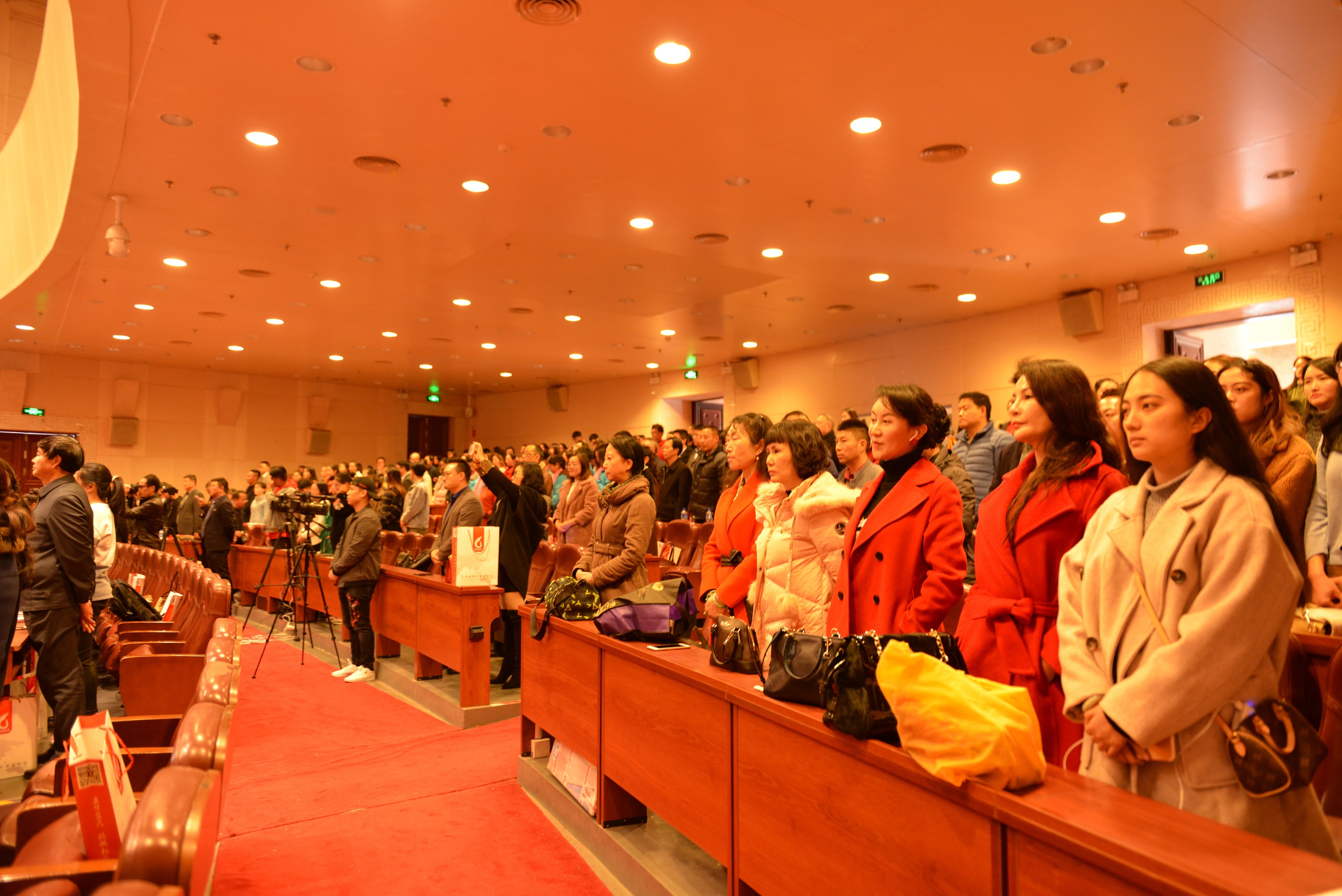 5c413f79deebd.JPG DSC_3743.JPG
